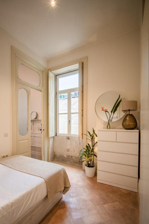 Paraiso Garden Suite--- Spacious & Downtown Porto Kültér fotó